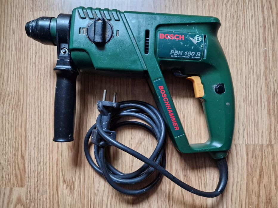 Bormasini cu percutie bosch