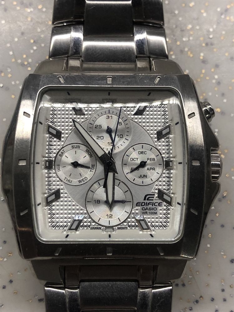Часовник Casio EF 329