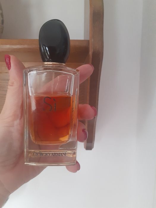 Apa de parfum Si-giorgio armani