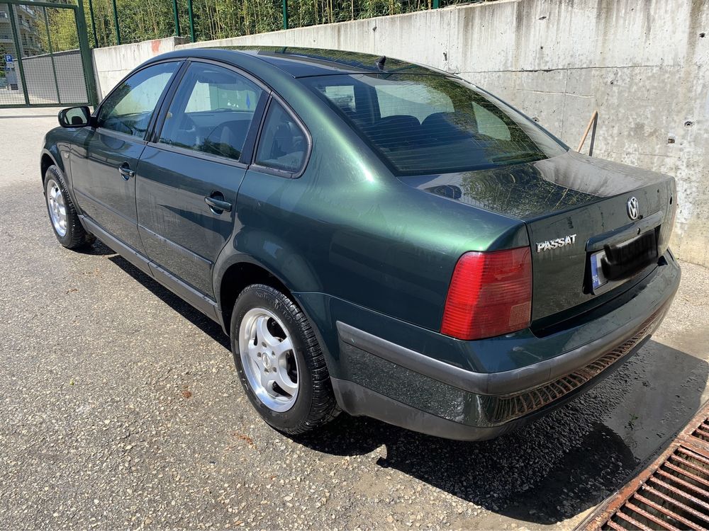 VW Passat / Фолксваген Пасат 1,8 125кс