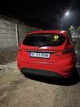 Vand ford fiesta rosu