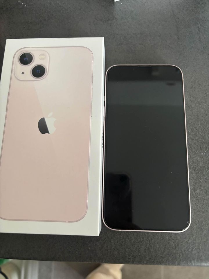 Apple Iphone 13 Pink
