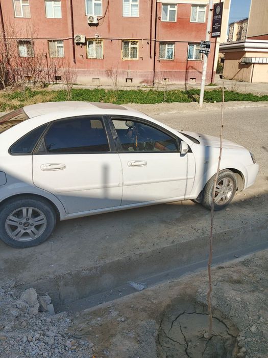 Lacetti sotiladi narxi : 65 mln soʻm