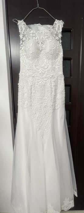 Rochie mireasa tip sirena