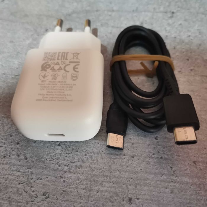 Incarcator tip C 5v 2A cu cablu tip C