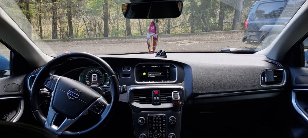 Volvo v40 d2 in stare impecabilă