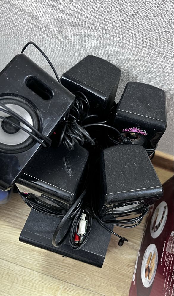 Колонки microlab, 5 колонок все рабочие