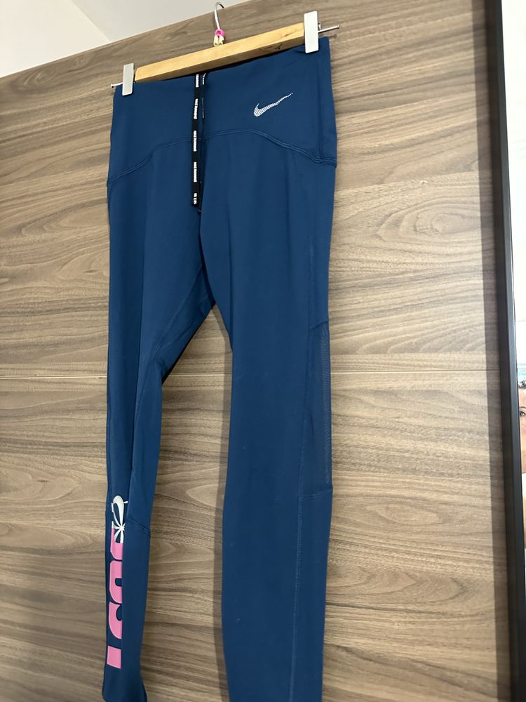 Спортен клин Nike