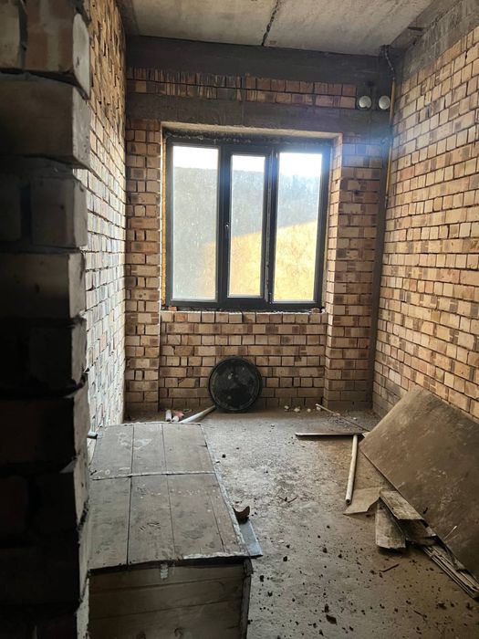 Келес кировда 3 хонали квартира сотилади keles kirov kvartira