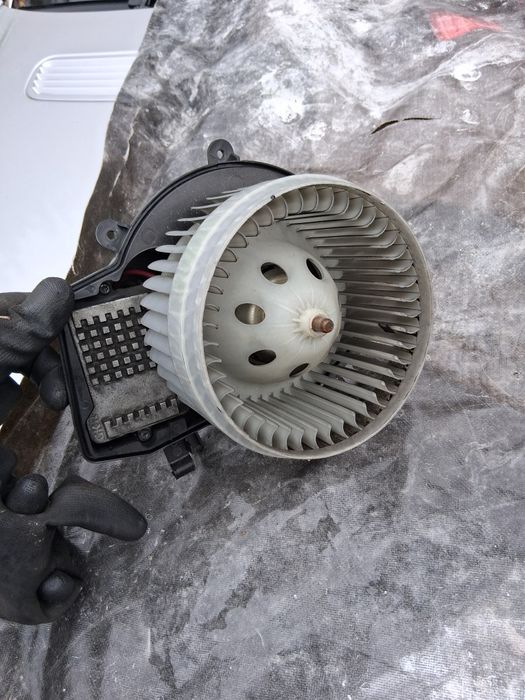 Вентилатор купе mercedes w203