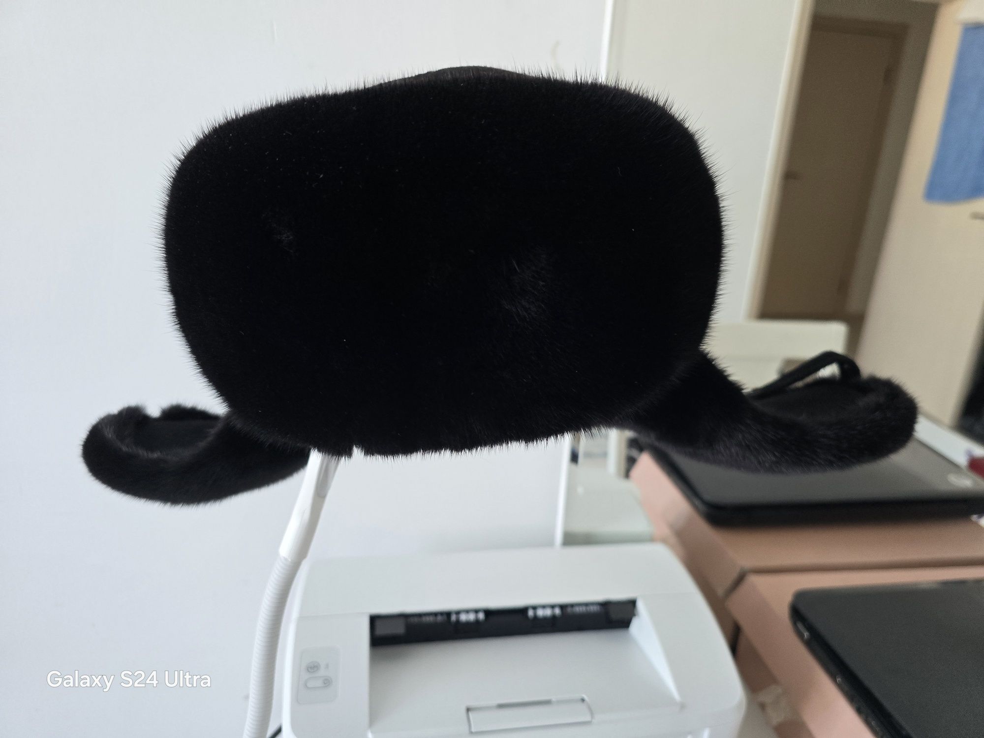 Продам ушанку норковую