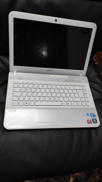 Laptop Sony Vaio i3