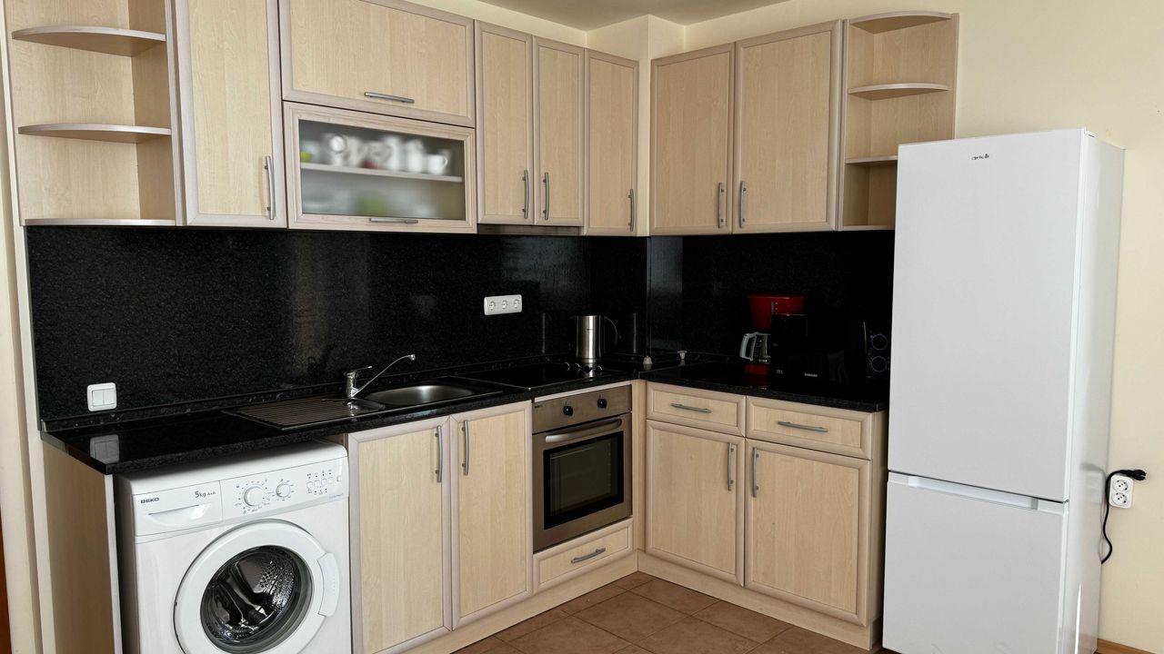 Продава се Тристаен апартамент в к.к. Елените - 96 кв.м за 1303 €/кв.м - Снимка #5