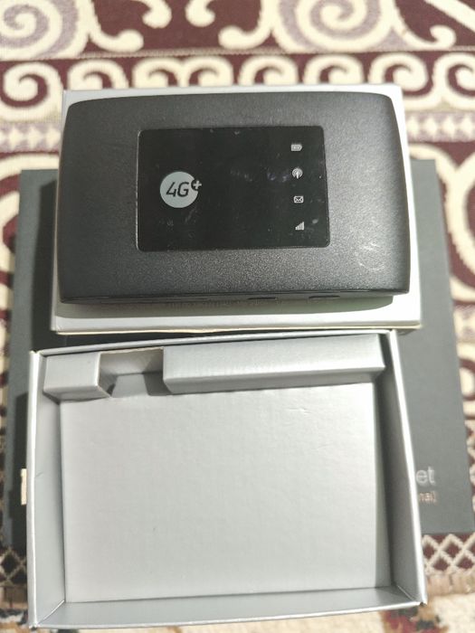 Модем 4G.Қалтада алып жүруге ынғайлы.Скорость интернет жақсы ұстайды.