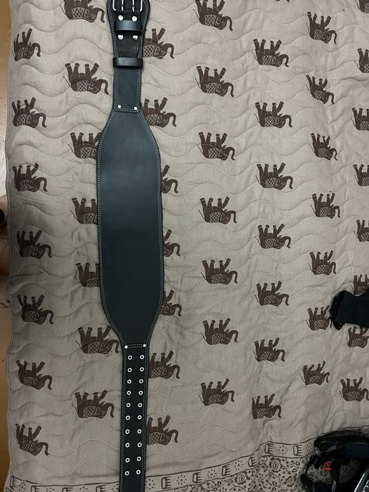 Centură din piele pentru culturism la ridicat greutați….