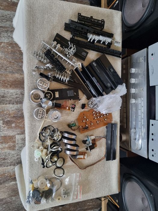 Pachet dif butonase, masti sertare cd, dif accesorii, etc.