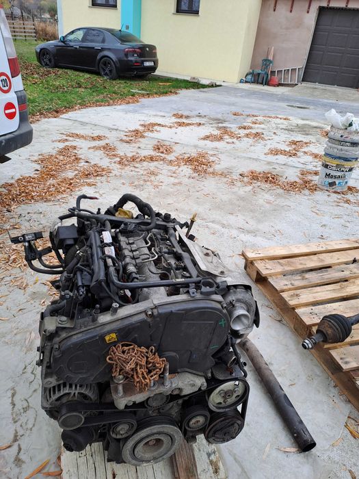 Dezmembrez Alfa Romeo 159 2.0 jtdm / suruburi de reglaj geometrie noi