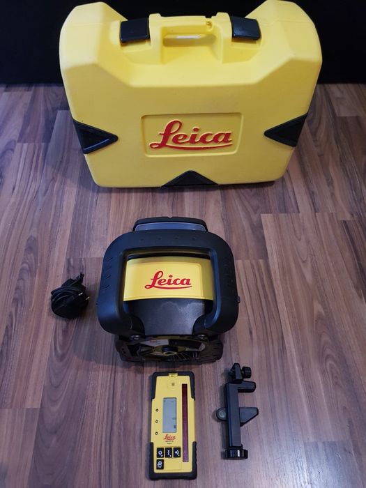 Leica RUGBY CLH,laser rotativ cu dublă pantă și afișaj electronic.