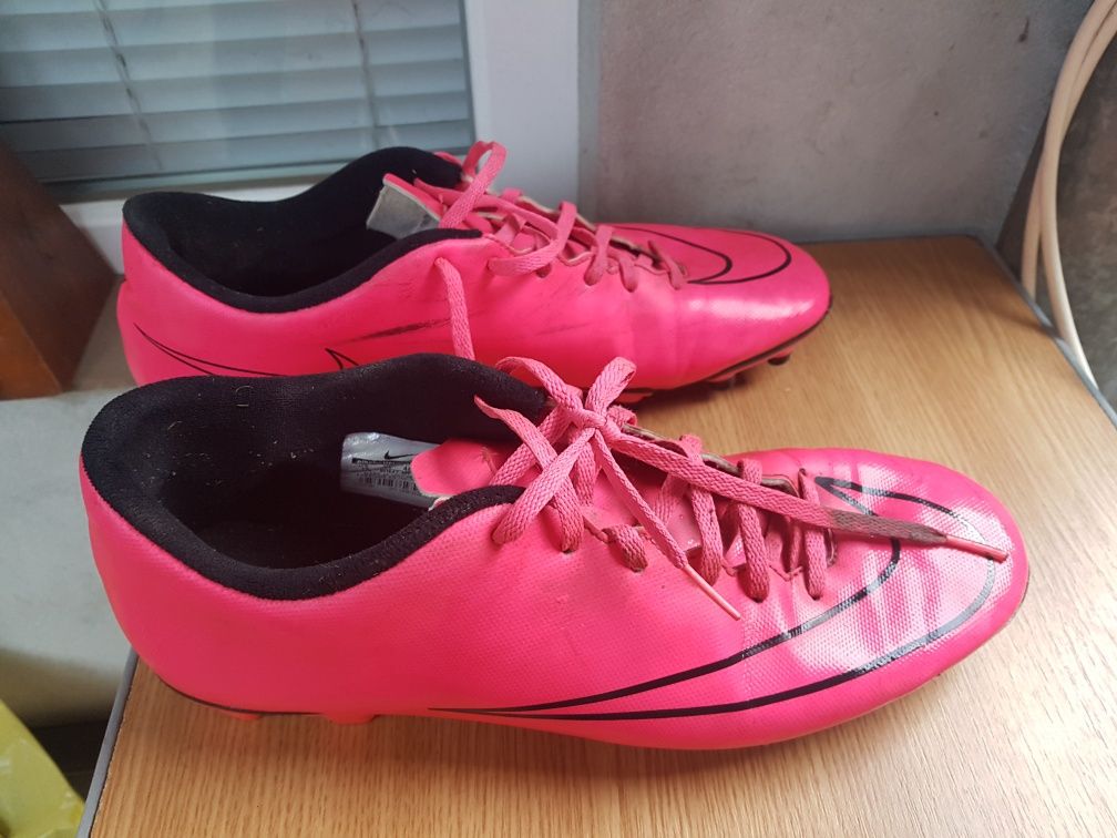 Ghete nike mercurial/mărimea 46/30cm