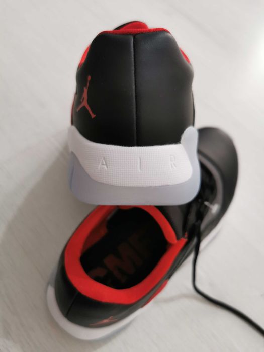 Adidas Jordan 11 CMFT