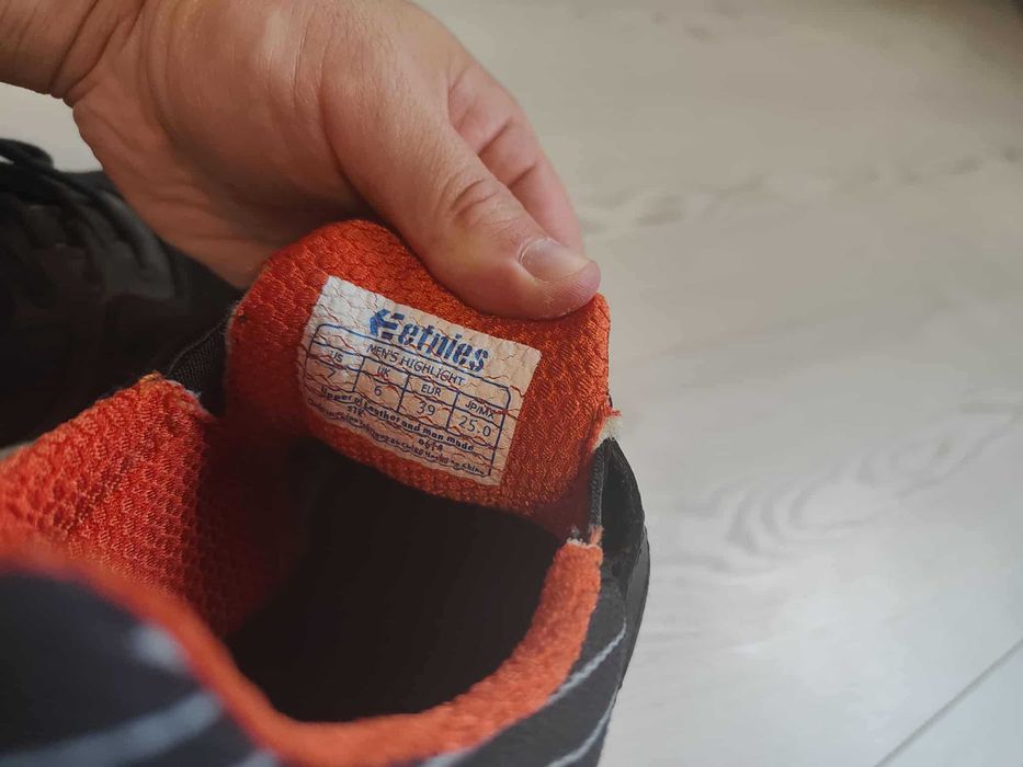 Adidasi Etnies - marimea 39