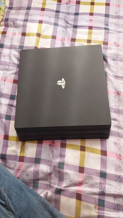 Playstation 4pro 1tb