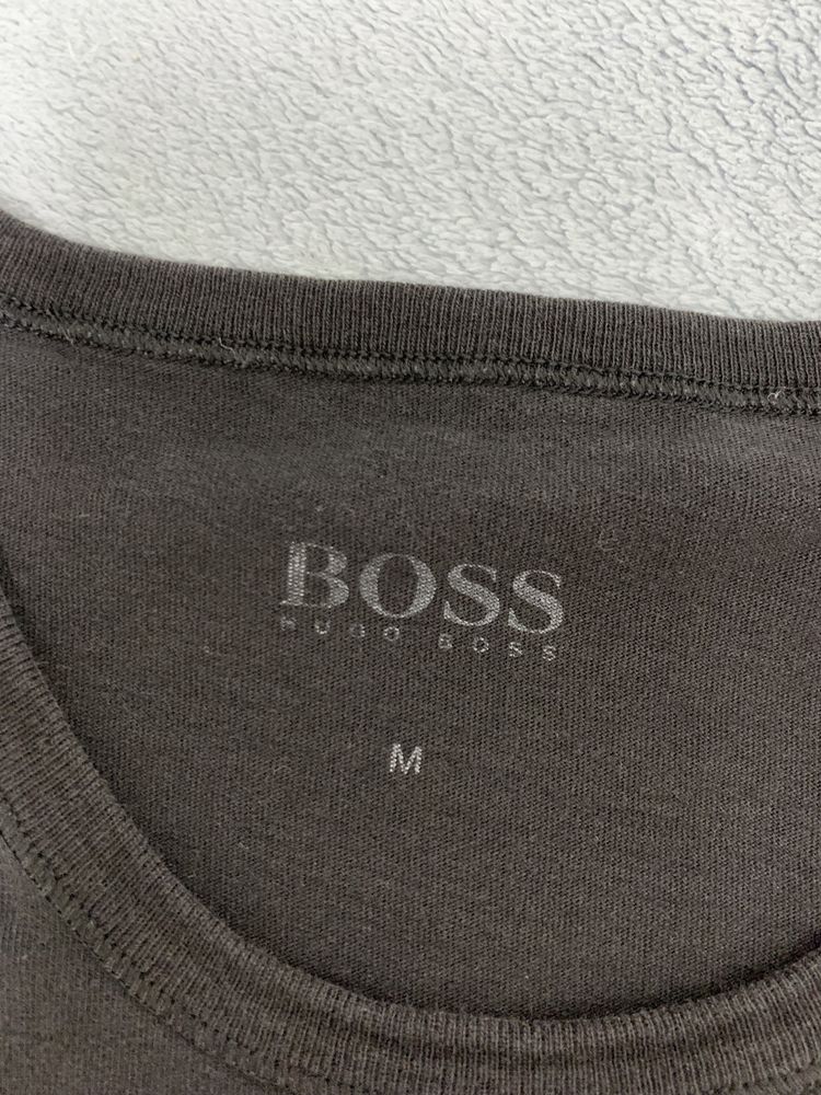 Tricou hugo boss M