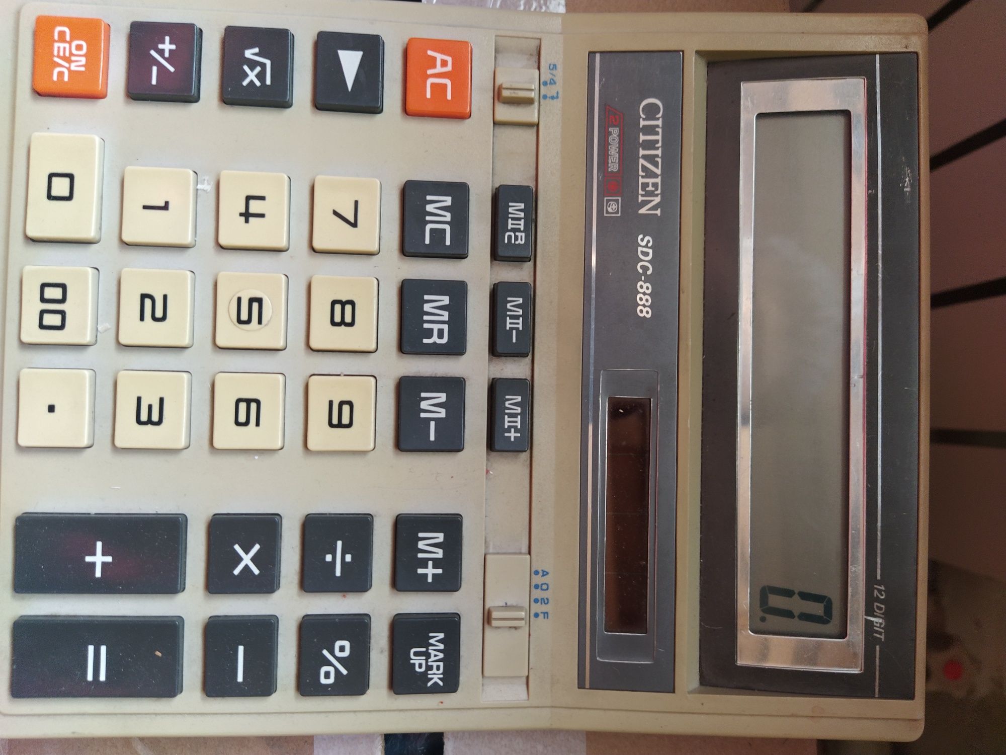 Продам калькулятор 1500 тг