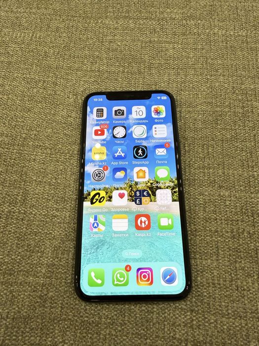 Продаю Iphone 11 pro 64 gb