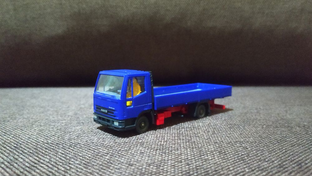 Камиончета Wiking 1:87 Iveco Euro Cargo