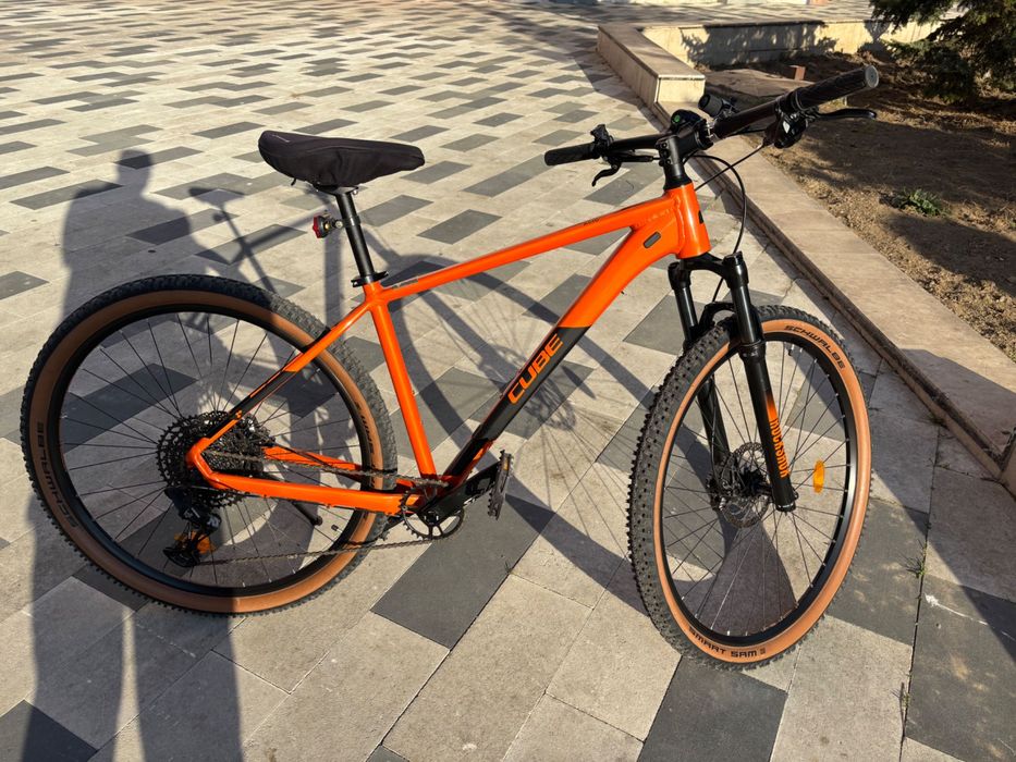 Vând Bicicletă Cube Acid 29’’,.