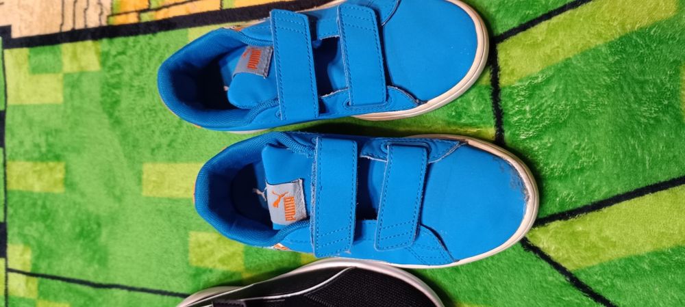 Детски маратонки Puma номер 32 и 33 с обща цена 30 лв.