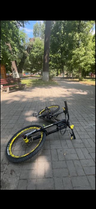 Se vinde Specialized demo 8 2015