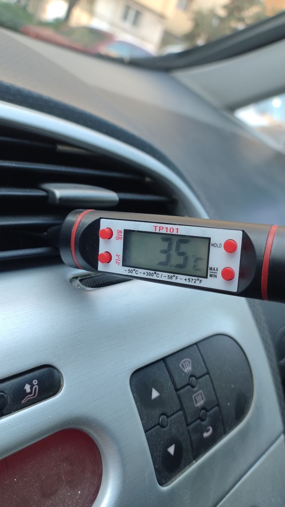 Încărcare freon auto la domiciliu,igienizare cu ozon