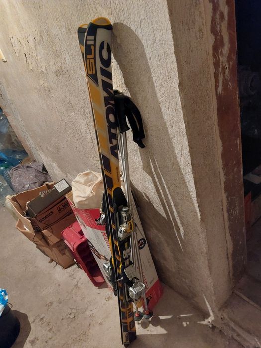 Ски   Atomic Fischer volkl