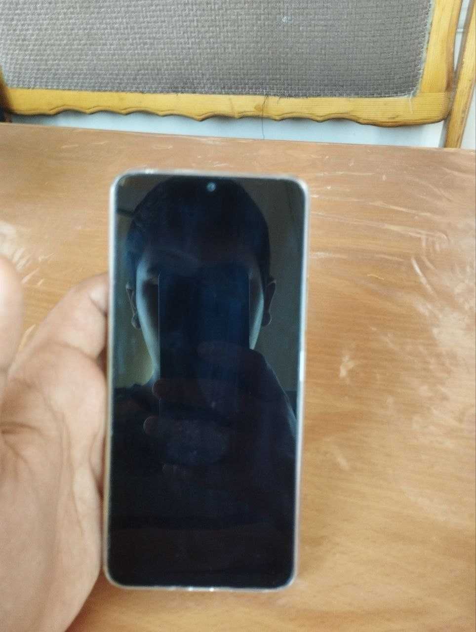 Новый!!   Redmi 13C 8+8/256 GB Full Complekt. Есть обмен