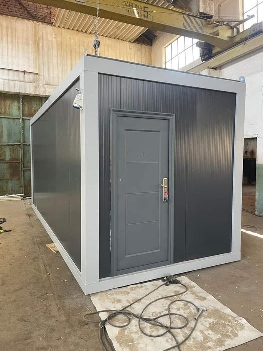 Containere modulare Birouri | Spatii Comerciale | Locuinte | 6 x 2.40m