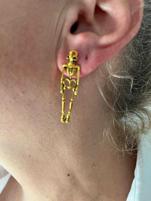 Cercei schelet aurii – vibe punk / gothic, statement earrings