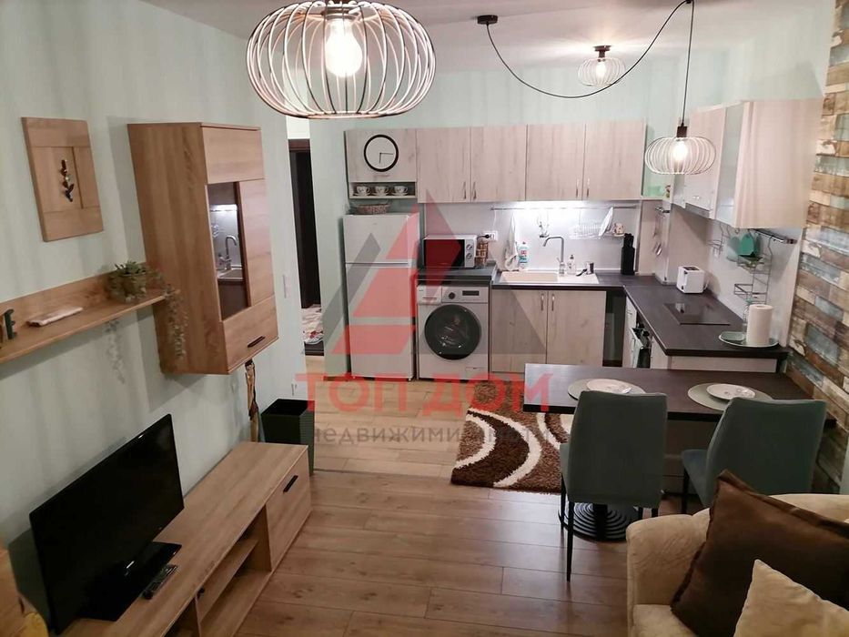 Дава се под наем Двустаен апартамент в Варна, Аспарухово - 42 кв.м за 433.5 € - Снимка #1