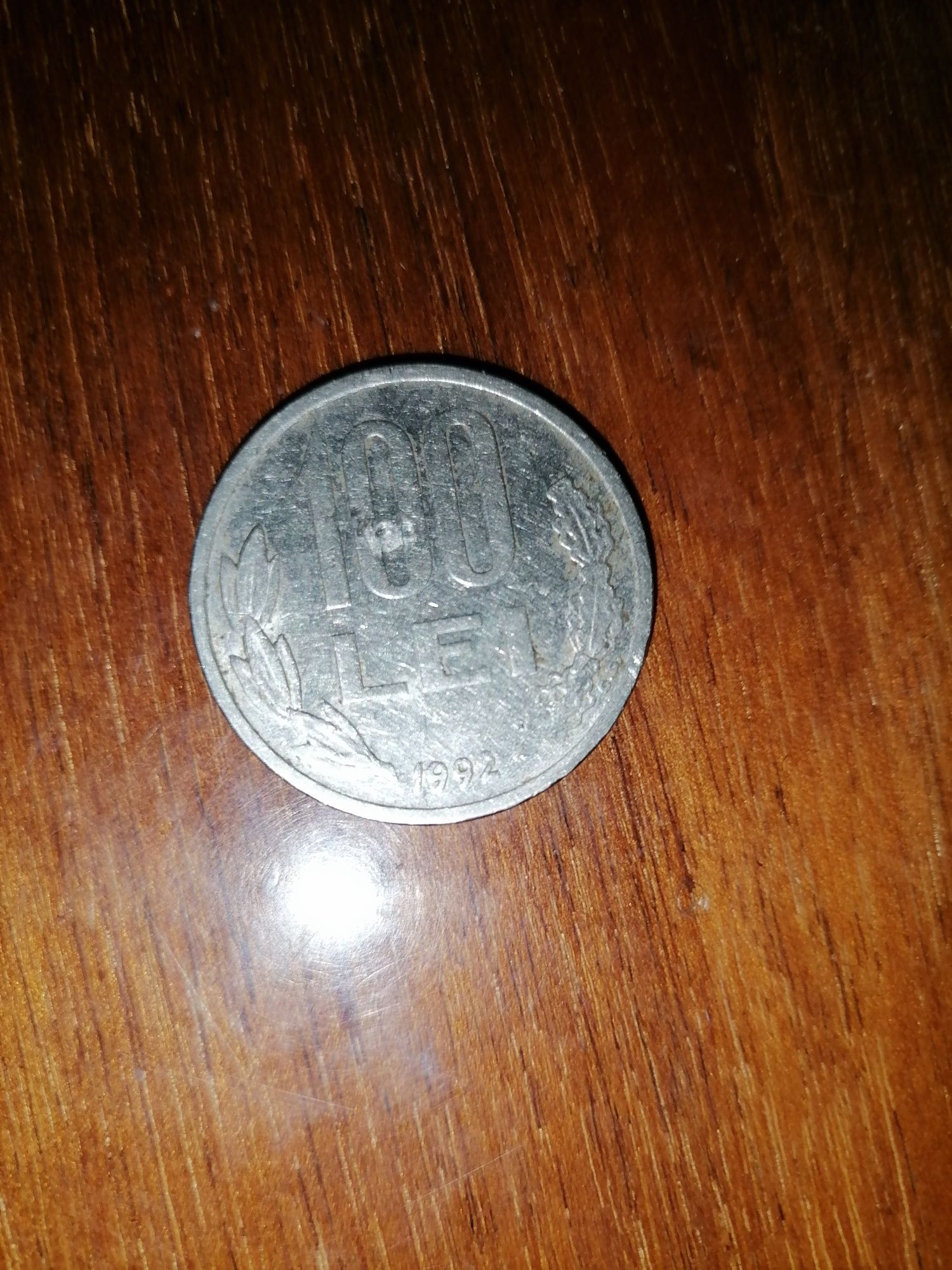 Vând monede vechi