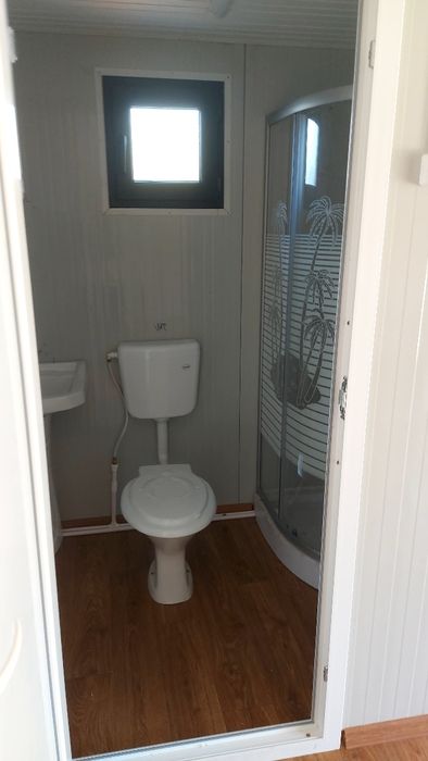 Vand container cu terasa