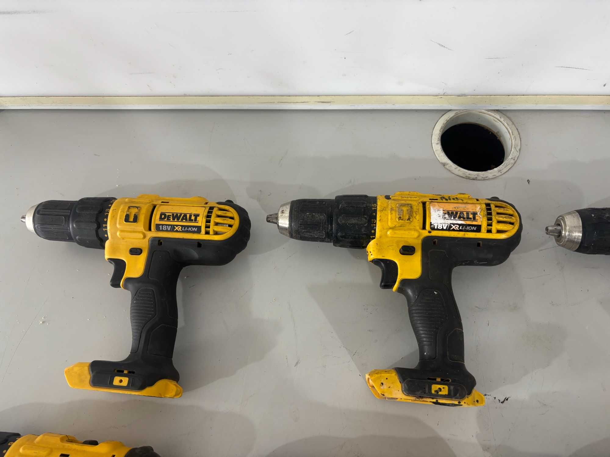 Винтоверт / боди - Dewalt 18 V / DCD776