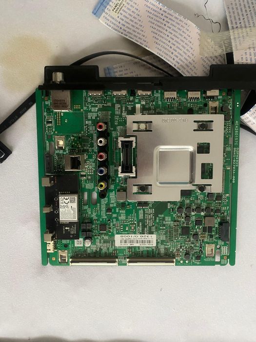 Piese Samsung 4Samsung 123 cm 49 inci
Toate piesele in stare foarte bu