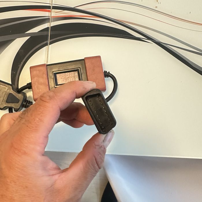 24 v for 12 v OBD за диагностика