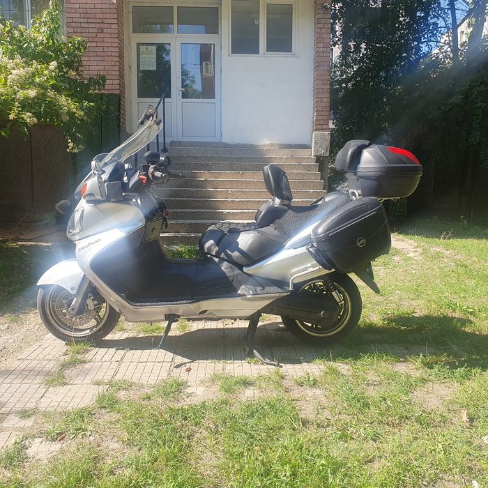 Suzuki Burgman 650