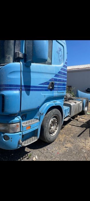 Dezmembrez Scania r420