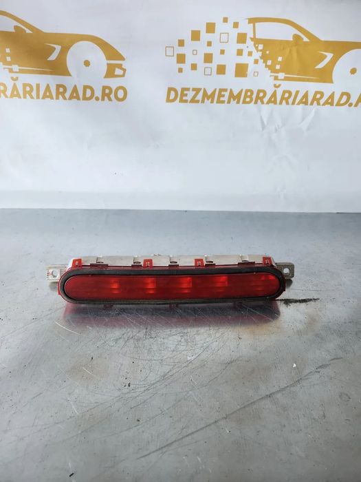 Lampa Stop Suplimentar Frana Toyota Corolla Verso - Dezmembrari Arad