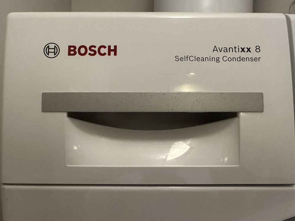 Сушилня Bosch AvaniXX 8 Self cleaner