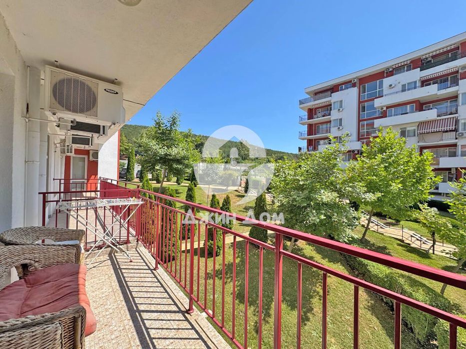 Двустаен апартамент с ГЛЕДКА ПЛАНИНА в к-с Панорама Форт Бийч,Св. Влас