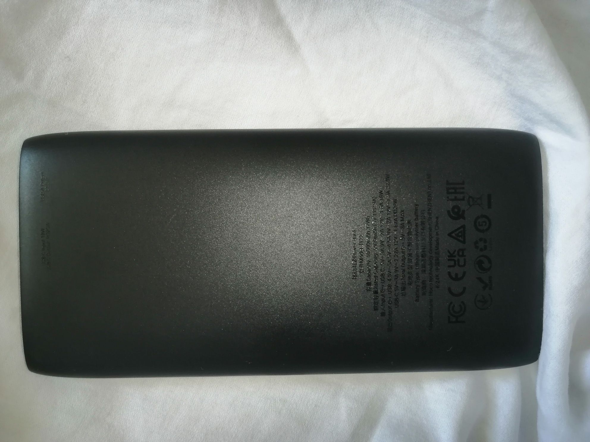 Powerbank sotiladi 1marta ishlatilingan hali yangi karopkasi turipti